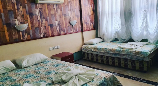 Silver Pine Hotel