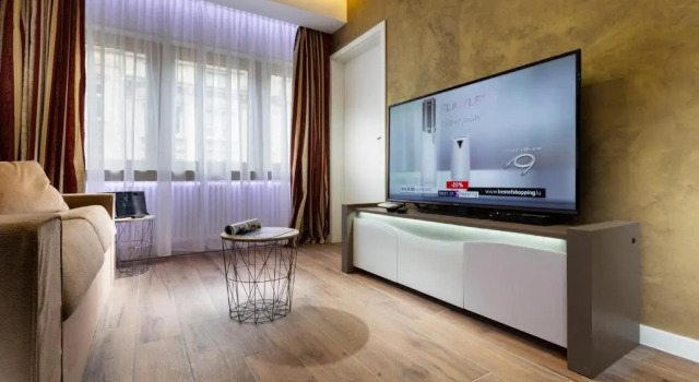 Апартаменты Deluxe The Queen Luxury Apartments - Villa Carlotta