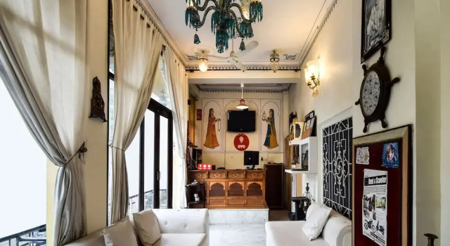 OYO 1422 Hotel Mandiram Palace