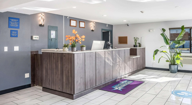 Americas Best Value Inn East Peoria