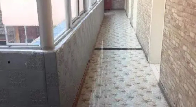 Jieshou Saturday Hotel, Prenota Hotel Hotel a Anhui con parcheggio, Parcheggio