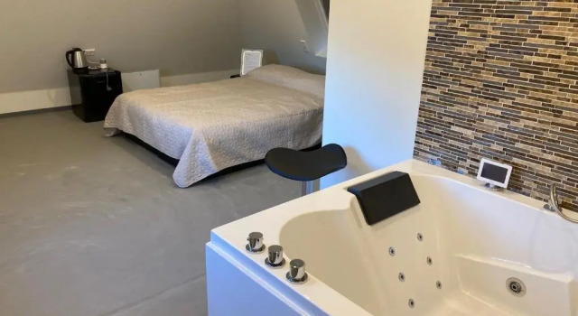 Двухместный номер Deluxe Hotel Chao NL 24 hours open