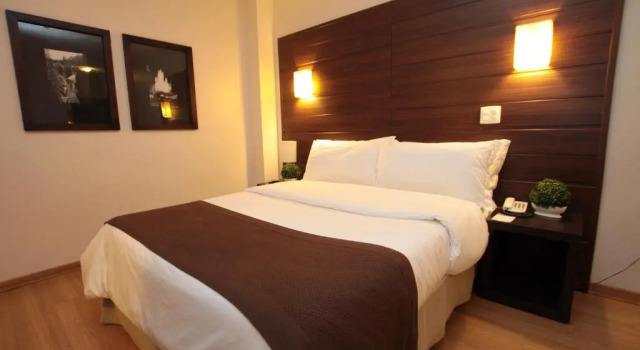 Двухместный номер Standard Oasis Tower Hotel