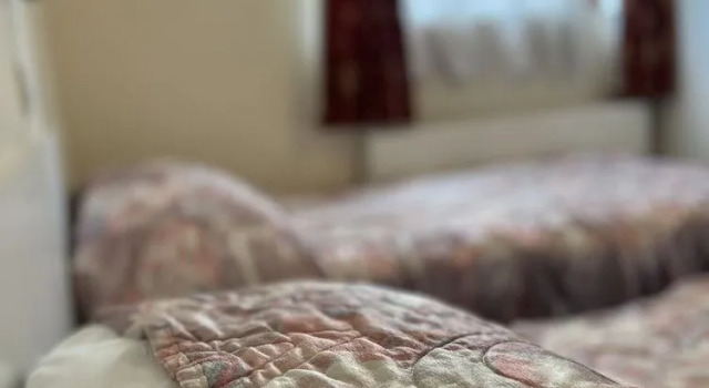 Manns Guest House, Забронировать Гостевой дом Отели Большого Лондона с парковкой, Парковка
