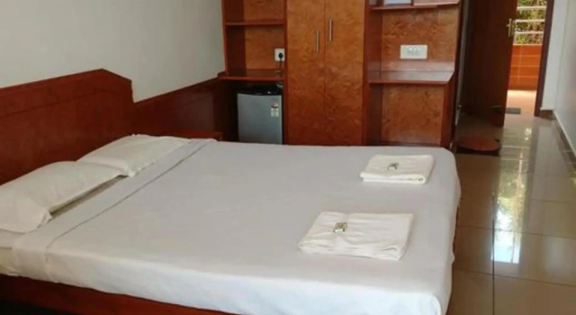 Aloka Residency- A Home Stay, Забронировать Отель Отели Coorg с завтраком, Завтраки