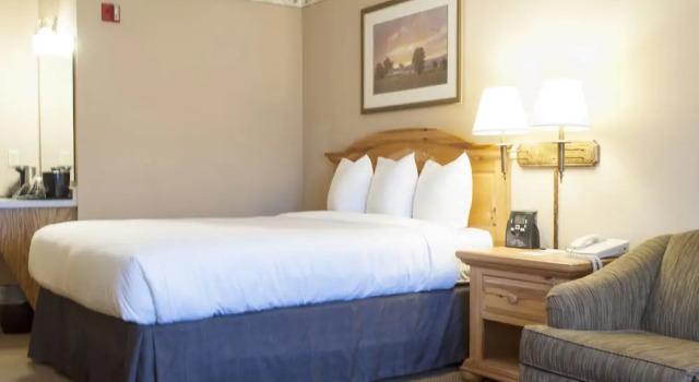 Двухместный номер Standard Country Inn & Suites by Radisson, Cedar Falls, IA