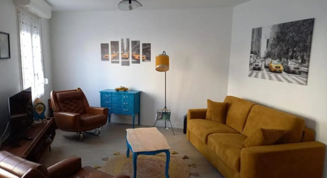 Апартаменты Appart plein centre, balcon, 4 personnes