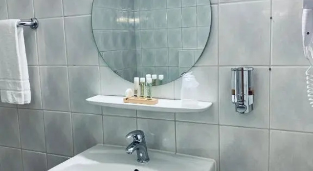 Standard triple chambre DUA Hotel