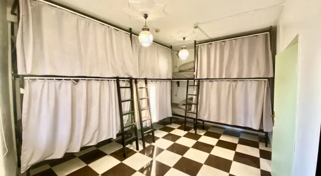 Friends Oasis Hostel, Rezervasyon Pansiyon / Hostel Akabe ucuz oteller