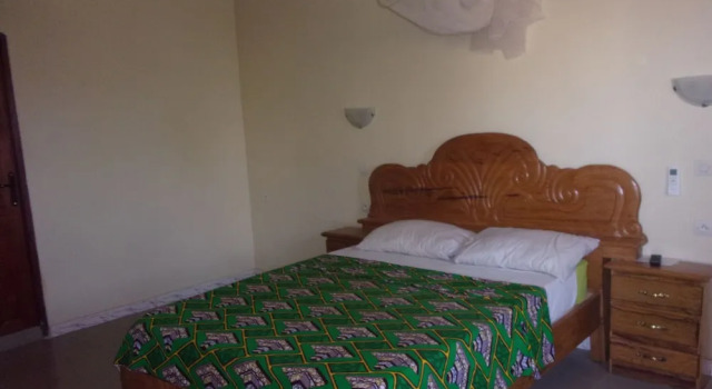 Chez Marie a la ficelle, Book Hotel Niaga Rufisque-Bargny