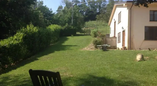 Ca' Iachini b&b, Book Bed and Breakfast Gropparello 