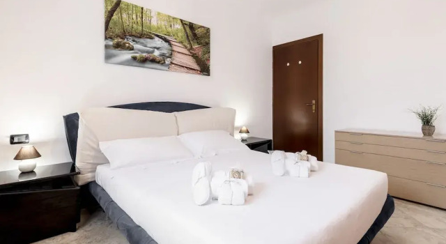 Апартаменты с 2 комнатами с балконом Suitelowcost Humanitas Apartment