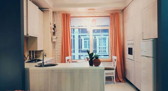 MalinaApt Alice in Wonderland, Rezervovat Apartmán Kyjev Kijev