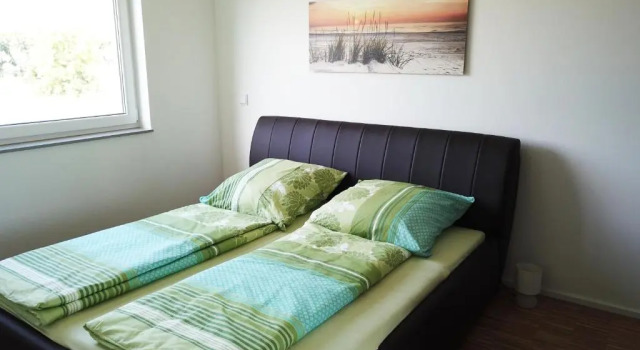 Ferienwohnung Seenland, Забронировать Отель Гросрешен Lusatian Lakeland
