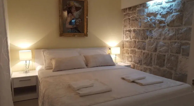 Rooms Valentino, Reserva ahora Hostal o pensión Hoteles en Croatian Islands con aparcamiento, Aparcamiento