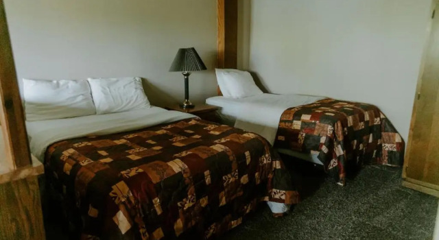 Standard- dobbelt værelse med søudsigt Silver Rapids Lodge