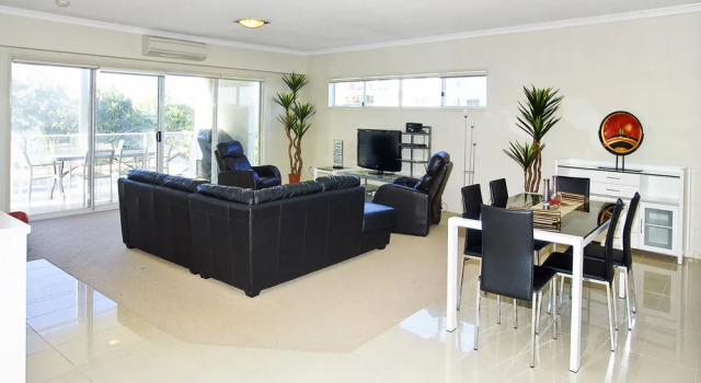 Sutton Beach Apartments