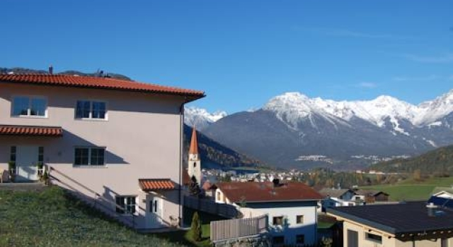 Ferienwohnung Derhuam, Prenota Hotel Hotel a Pitztal con parcheggio, Parcheggio