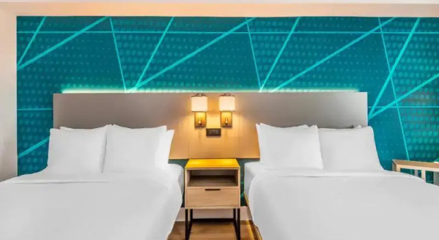 Четырёхместный люкс Comfort Inn & Suites