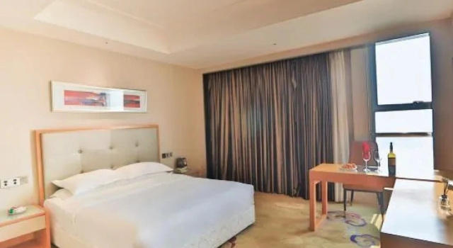 Doppel Suite Haojiang International Hotel