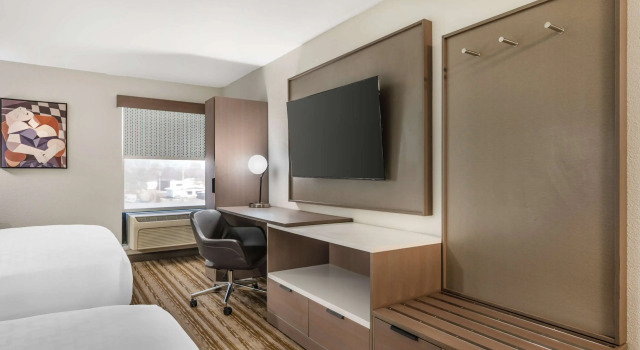 Четырёхместный номер Standard Best Western Plus Richmond Indiana I-70