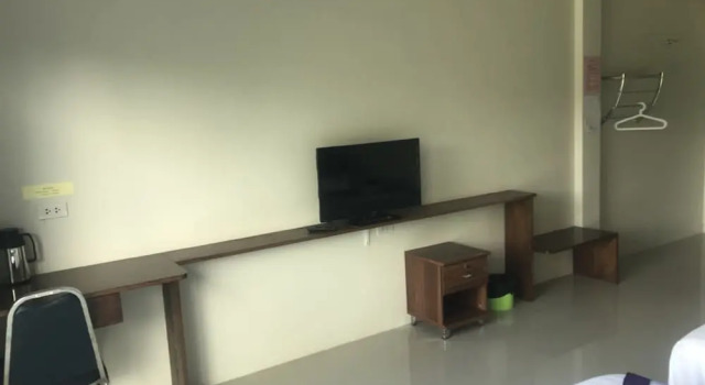 Трёхместный номер Standard с балконом Hadthong Resort
