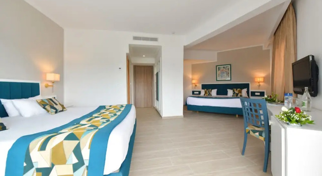 Четырёхместный номер Standard с видом на сад Blue Beach Golf and Spa