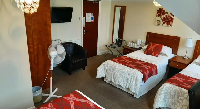 Четырёхместный семейный номер Standard The Sportsview Guest House