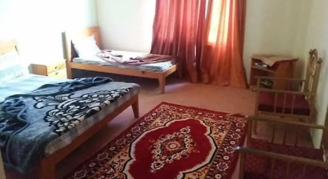 Hotel Kehkashan, Забронировать Отель Отели Музаффарабад с завтраком, Завтраки