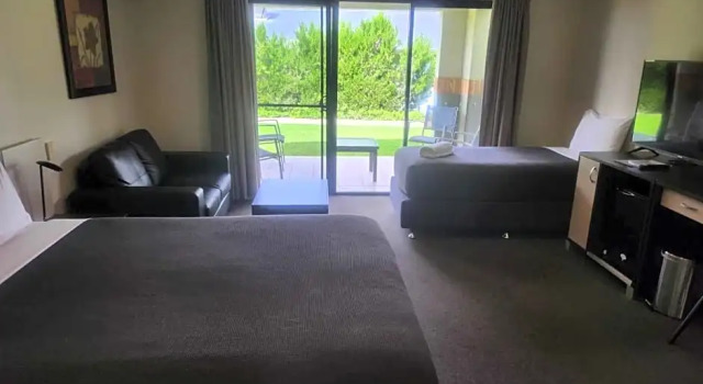 Номер Deluxe Cootamundra Heritage Motel