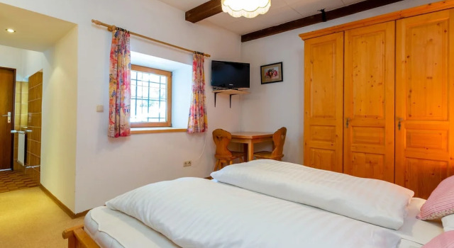 Elegant Holiday Home in Jochberg Tyrol near Ski Area, Prenota Hotel Jochberg Kitzbuhel