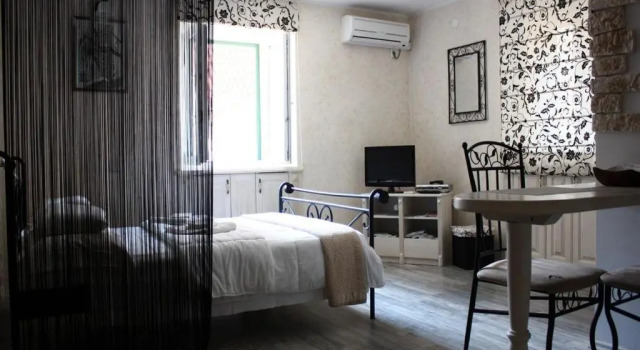 Студия Old Town Apartment