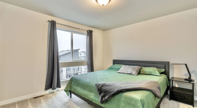 Коттедж TempurPedic Quartz Balcony Modern
