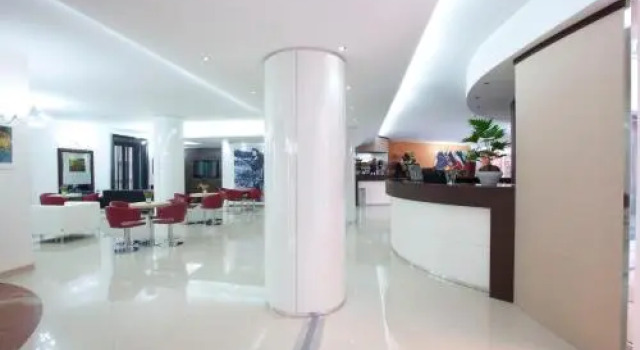 Hotel Eridano, Забронировать Отель Саннадзаро-де-Бургонди Ломбардия