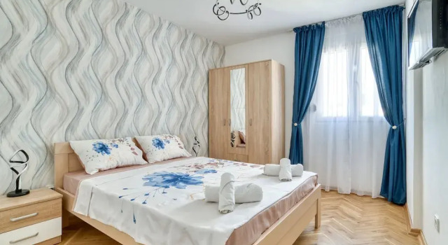 Апартаменты Luxury COMFORT APARTMENT NEAR THE BEACH