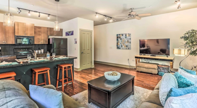 Апартаменты Dwtn Condo 4 Blocks to The Wilmington Riverwalk!