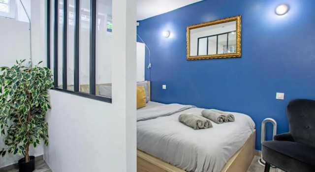 Elegant And Cosy 2/3 Rooms - Heart of Paris, Забронировать Апартаменты/квартира Отели Парижа с парковкой, рядом с Курон, Парковка