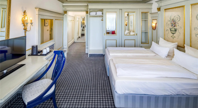 Двухместный номер Standard с балконом и с красивым видом из окна Sure Hotel by Best Western Rhoen Garden