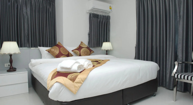 Двухместный номер Deluxe (некоторые номера без окна) Top High Airport Link Hotel, Bangkok