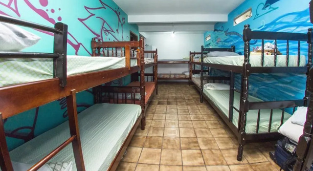 Natural Hostel, Забронировать Хостел Флорианополис South of Brazil, рядом с Лагуна Консейсау