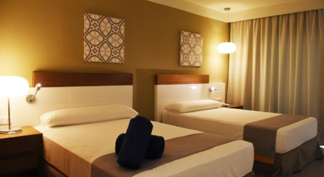 Hotel La Marina Plaza & Spa, Buchen Sie Resort Cayo Cruz Esmeralda Kuba