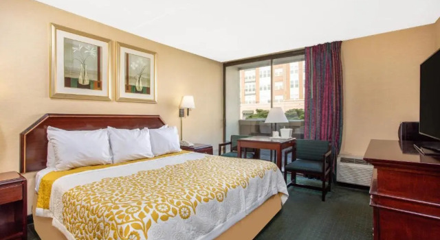 Номер Standard Ramada Limited College Park