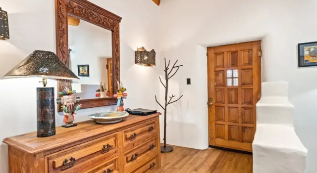 Коттедж Amor - Historic Adobe in the Heart of The Railyard and Downtown Santa Fe, Hot Tub