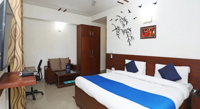 OYO 10804 Hotel Kumar