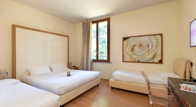 Четырёхместный номер Standard B&B HOTEL Malpensa Lago Maggiore