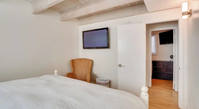 Коттедж с 2 комнатами Newport Beach Vacation Rental Near Beach & Pier
