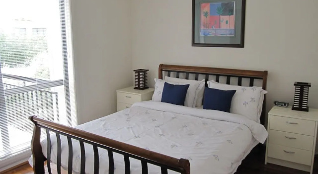 3, 2-4 Warley by the Sea, Book Apartment Cowes 
