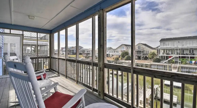 Коттедж Steps to Sunset Beach: Canal-front Home w/ Dock!