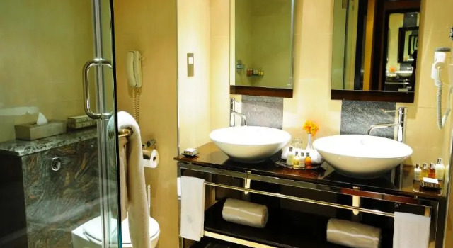 Номер Standard Munyonyo Commonwealth Resort