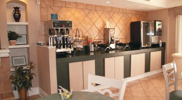 Номер Standard Red Roof Inn Houston East I-10